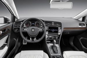 Νέο VW Midsize Coupe Concept μικρομεσαίο 4θυρο κουπέ