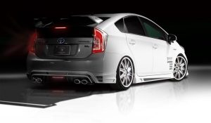 Το Toyota Prius μεταμορφώνεται και αγριεύει πολύ