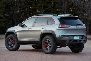 Νέο σκληροτράχηλο Jeep Cherokee Dakar και Cherokee Adventurer