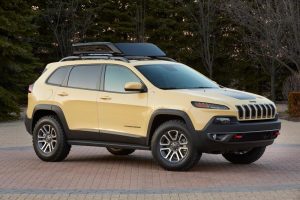 Νέο σκληροτράχηλο Jeep Cherokee Dakar και Cherokee Adventurer