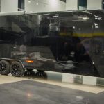 Το πρώτο στον κόσμο υπερπολυτελές τροχόσπιτο από ανθρακόνημα