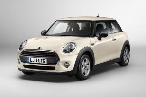 Ξεκινά η διάθεση του νέου MINI One με τιμή από 15.730 ευρώ