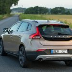Volvo V40 Cross Country αυτόματο ίδια τιμή με το μηχανικό