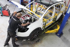 Extreme μετατροπή Nissan Qashqai σε GT-R με 1.000 HP! (+video)