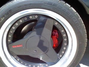 Μοναδική Mercedes E 500 BRABUS του 1994 για 100.000 δολάρια!