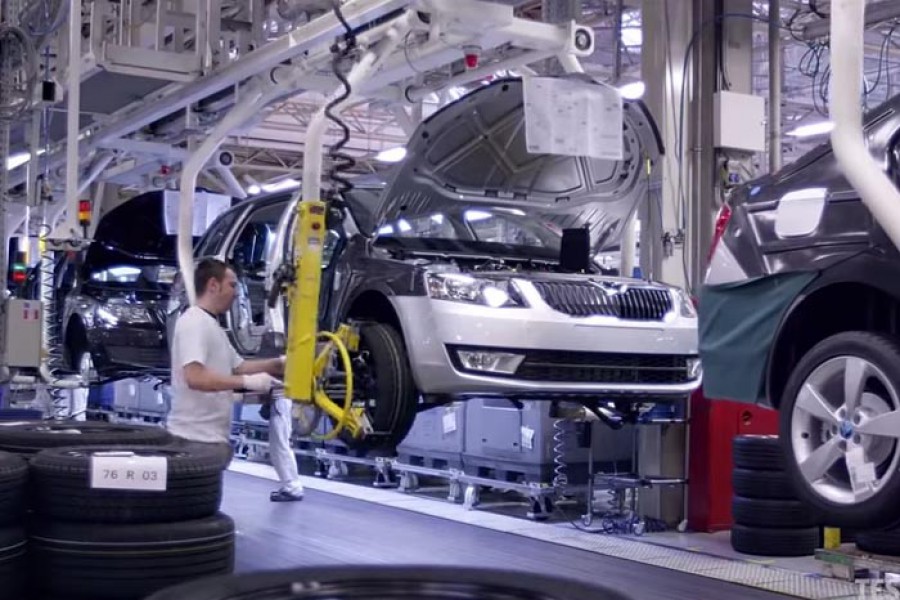 Βήμα προς βήμα η παραγωγή της νέας Skoda Octavia (video)