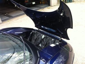 Η τελευταία Jaguar XJ220 του 1993 πωλείται με 3.500 χλμ.!