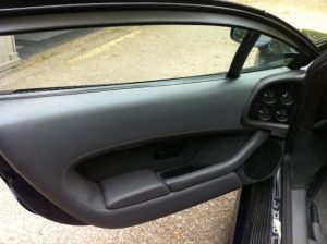 Η τελευταία Jaguar XJ220 του 1993 πωλείται με 3.500 χλμ.!