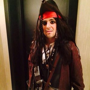 Αναγνωρίζετε ποιος είναι ο… πειρατής;