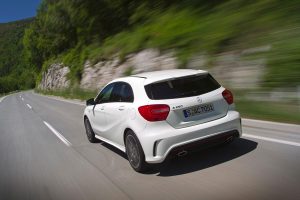 Η Mercedes Α 45 AMG δυστυχώς δεν κάνει για σχολές οδήγησης…