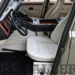 Σπάνια Lamborghini LM002 του 1989 με 18.000 χλμ. προς πώληση