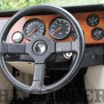 Σπάνια Lamborghini LM002 του 1989 με 18.000 χλμ. προς πώληση