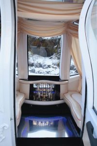 Chrysler PT Cruiser διασκευασμένο σε νυφική άμαξα (+video)