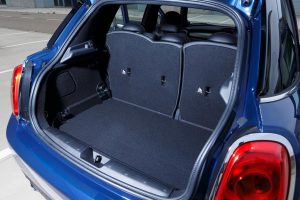 Αυτό είναι το νέο 5θυρο MINI με μεγαλύτερους χώρους