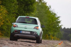 Το Opel ADAM ROCKS δοκιμάζεται στα όρια πριν λανσαριστεί