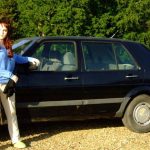 Φουσκωτή κούκλα πουλάει μεταχειρισμένο VW Golf Mk2