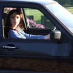 Φουσκωτή κούκλα πουλάει μεταχειρισμένο VW Golf Mk2