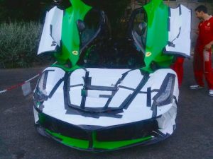 O τραγουδιστής «Jamiroquai» αγόρασε μια πράσινη Ferrari LaFerrari