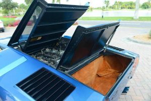 Lamborghini Countach LP400 του 1975 με 16.500 χλμ.!