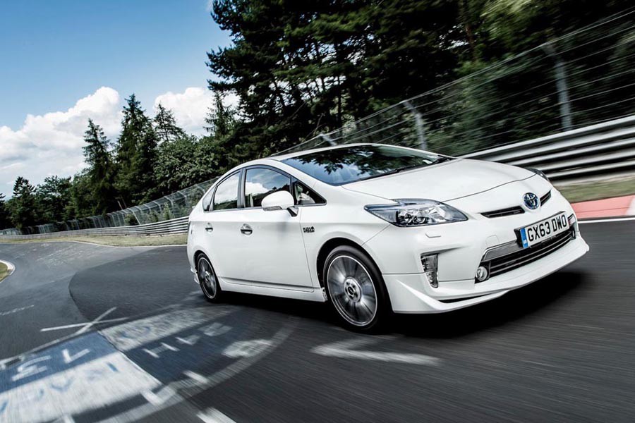 Το Toyota Prius έκανε ρεκόρ κατανάλωσης στο Nurburgring (+video)