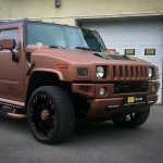 Το απόλυτο εκτός δρόμου Hummer H2 με χάλκινη μεμβράνη