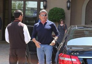 Ο Sylvester Stallone οδηγεί Mercedes E 63 AMG