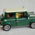 Κλασικό Mini κατασκευασμένο από 1.077 τουβλάκια LEGO!