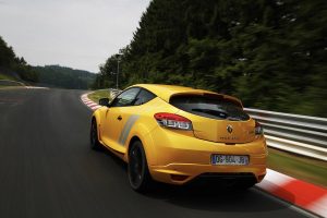 Νέες φωτογραφίες και βίντεο του Megane R.S. 275 Trophy