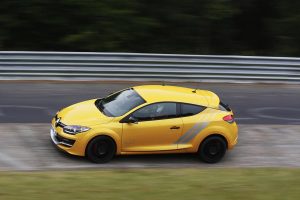 Νέες φωτογραφίες και βίντεο του Megane R.S. 275 Trophy