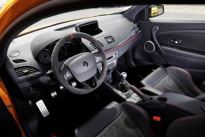 Νέες φωτογραφίες και βίντεο του Megane R.S. 275 Trophy