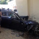 BMW 530i άνοιξε σαν κονσέρβα σε σφοδρότατη σύγκρουση