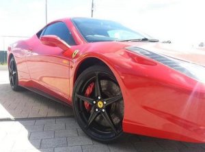 Απίστευτη αντιγραφή Ferrari 458 Italia μοιάζει σαν αυθεντική!