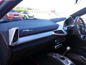 Απίστευτη αντιγραφή Ferrari 458 Italia μοιάζει σαν αυθεντική!