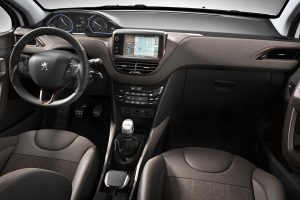 Νέες εκδόσεις Peugeot 2008 και 3008 Crossway