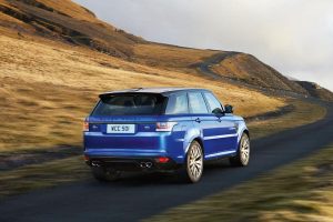 Νέο Range Rover Sport SVR 550hp με επιδόσεις σπορ αυτοκινήτου
