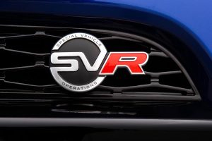 Νέο Range Rover Sport SVR 550hp με επιδόσεις σπορ αυτοκινήτου
