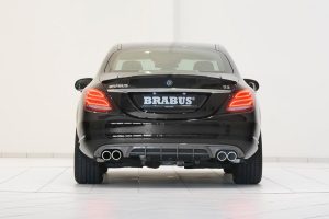 Βελτιωμένες Mercedes C 200 και C 220 CDI από τη Brabus
