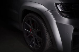 Tyrannos Jeep Grand Cherokee SRT8