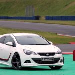 Opel Astra GTC Turbo i 1400 170 hp βελτιωμένο από την Irmscher