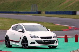 Opel Astra GTC Turbo i 1400 170 hp βελτιωμένο από την Irmscher