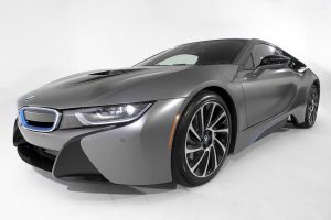 Ειδική έκδοση του BMW i8 πωλήθηκε για 825.000 δολάρια!