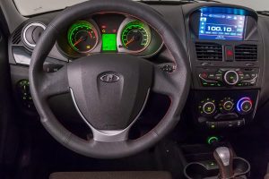 To νέο Lada Kalina Sport θυμίζει μικρό GT από την παλιά σχολή