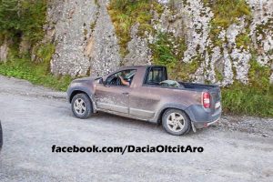 Dacia Duster pick-up σε τελικές δοκιμές χωρίς ίχνος καμουφλάζ