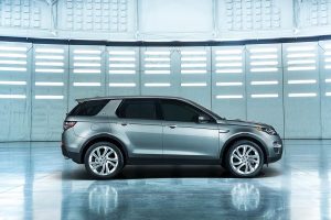 Νέο Land Rover Discovery Sport και με κίνηση στους δύο τροχούς