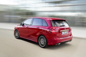 Ανανεωμένη Mercedes B-Class και σε πιο σπορτίφ AMG Line