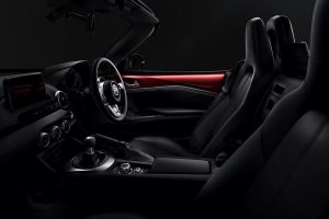 Το νέο Mazda MX-5 αποκαλύπτεται με πιο επιθετική σχεδίαση