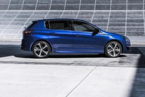 Νέο Peugeot 308 GT 1.6 THP 205 και 2.0 BlueHDI 180