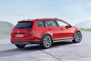 Νέο Volkswagen Golf Alltrack 4MOTION από 1.6 TDI 110 PS