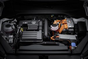Νέο VW Passat GTE 218 PS με κατανάλωση 2,0 λτ./100 χλμ.!