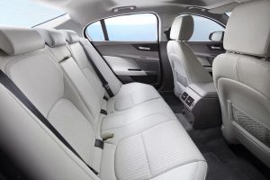 Νέα μεσαία Jaguar XE και… χωρίς τέλη κυκλοφορίας!